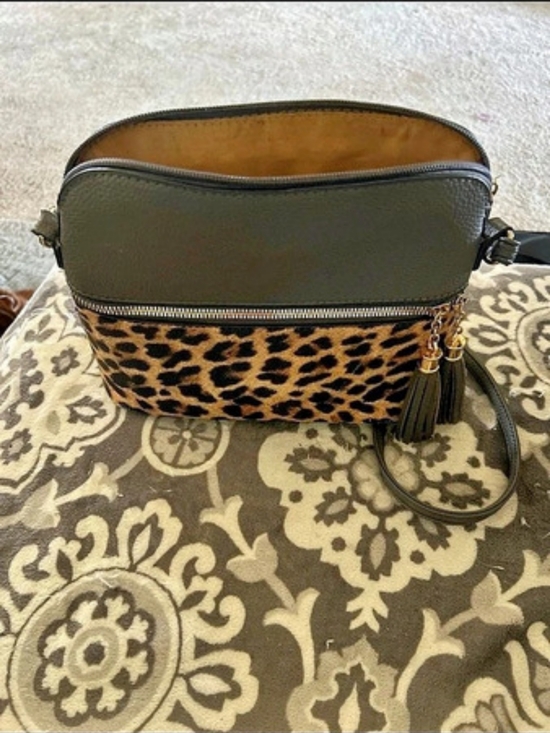 Handbags - Leopard Print Crossbody Bag Like New